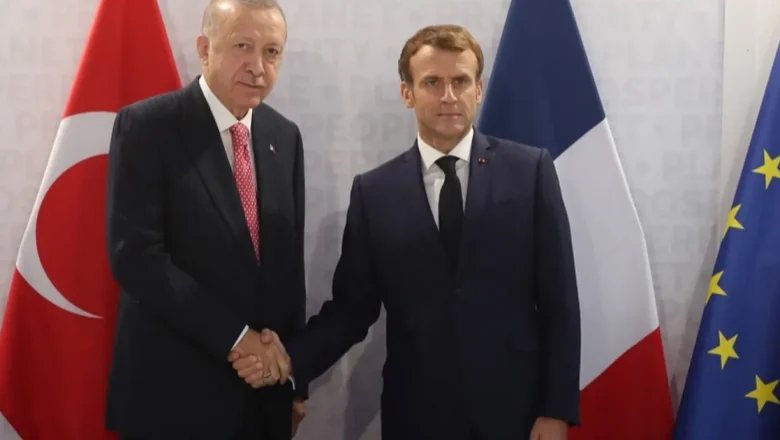 Erdoğan, Macron’la görüştü