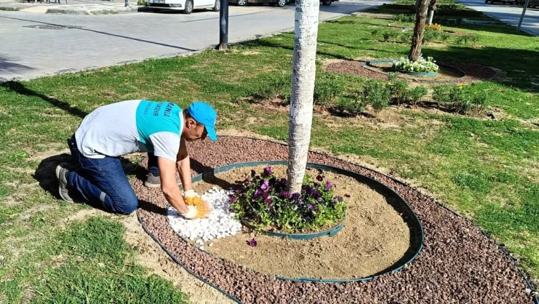 Manisa’da yeşil alanlara estetik dokunuş